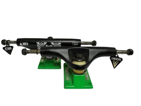 TRUCK THEEVE SKATEISTAN 5,5" 139MM
